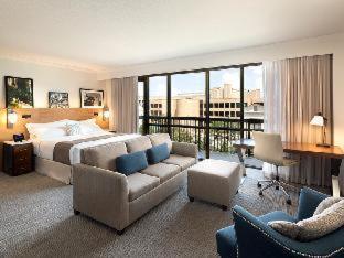 At&t & Conference Center Hotel