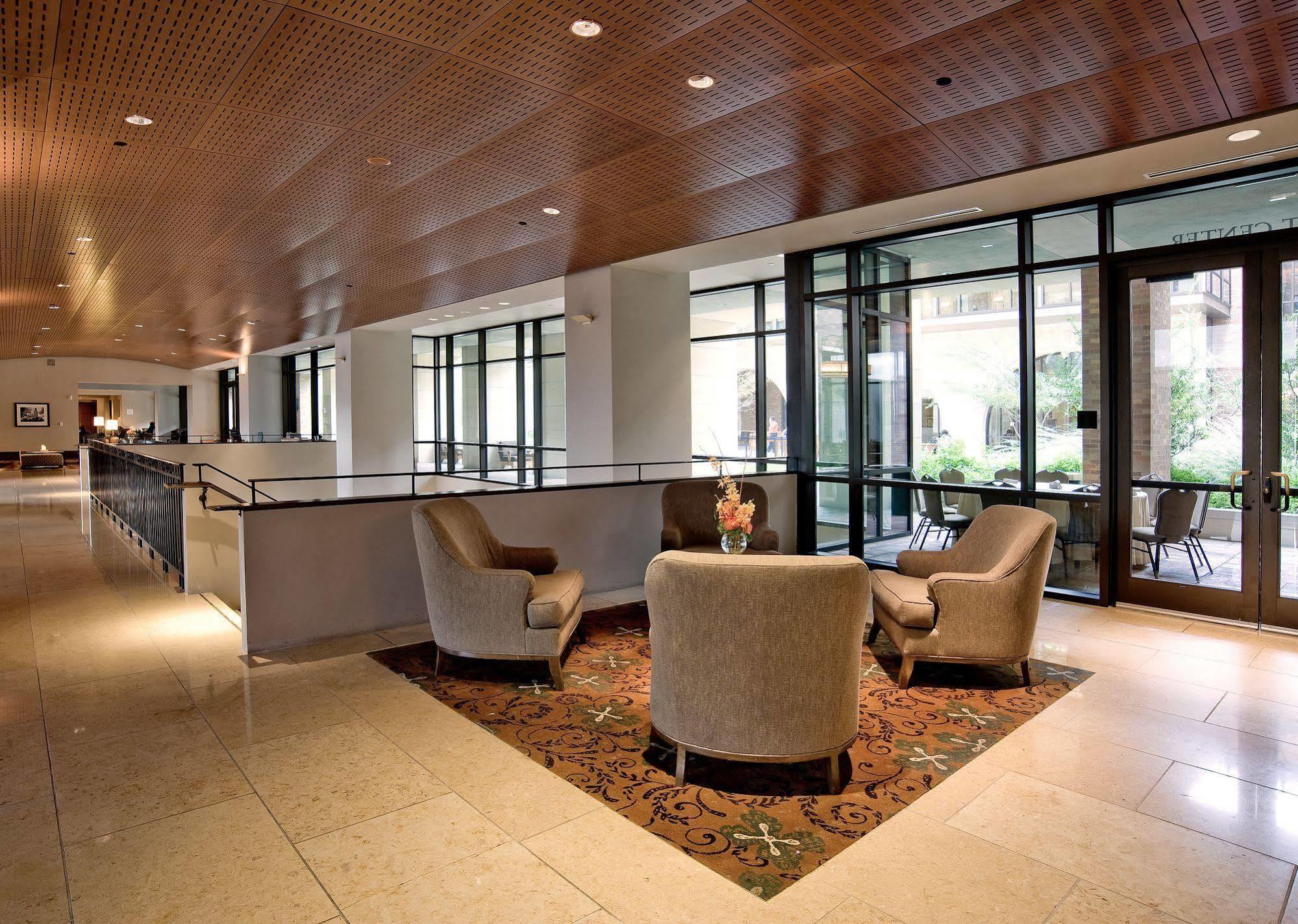 At&t & Conference Center Hotel