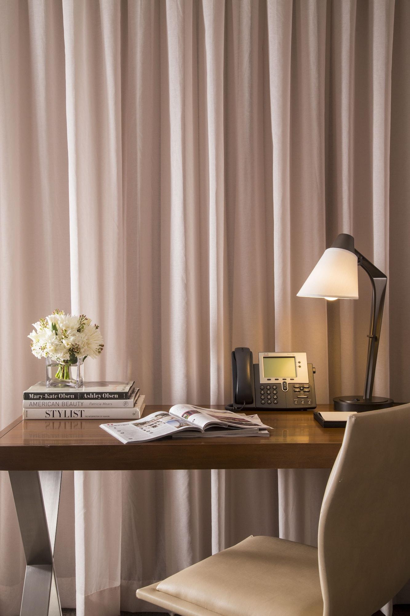 At&t & Conference Center Hotel 4*