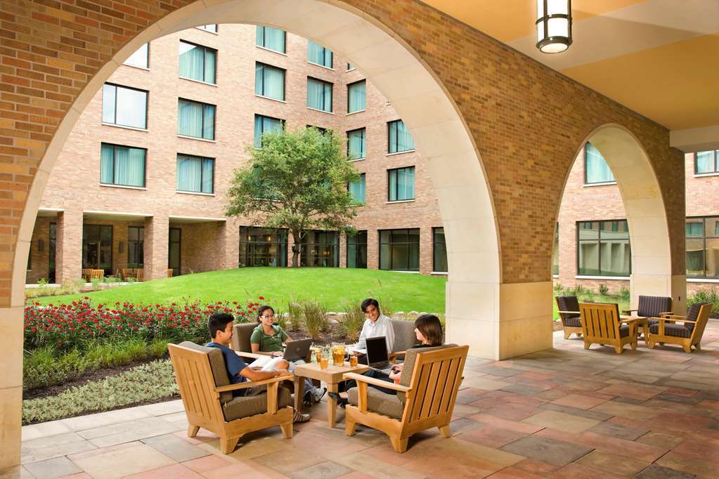 At&t & Conference Center Hotel