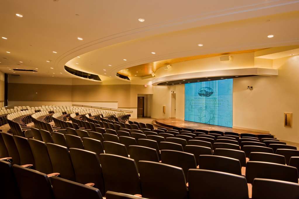 At&t & Conference Center Hotel 4*