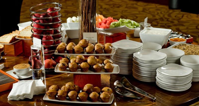 Hotel At&t & Conference Center 4*
