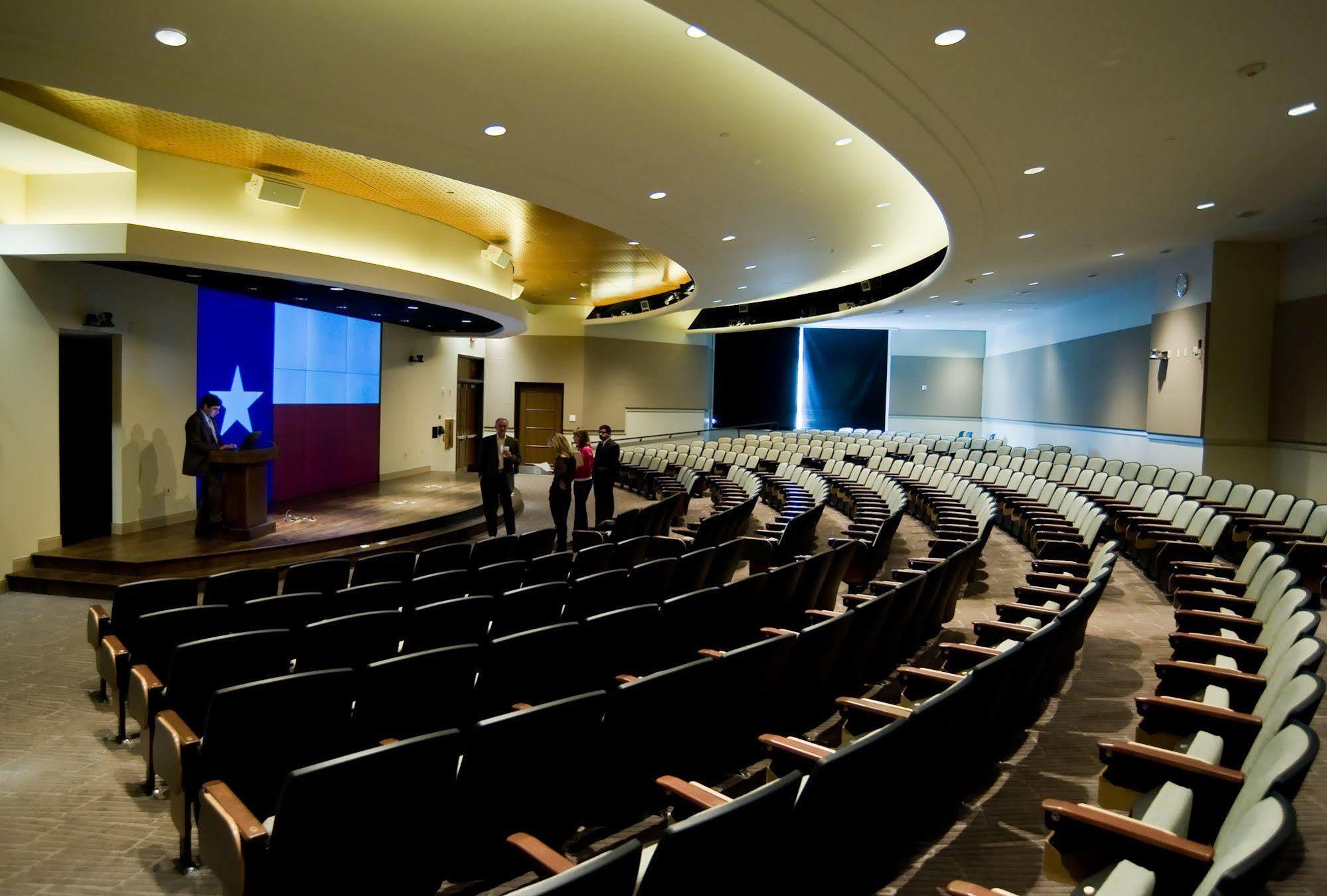 Hotel At&t & Conference Center